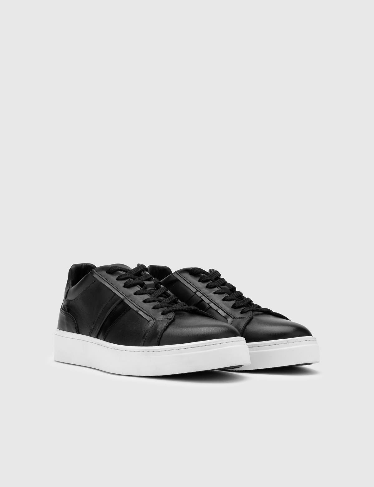 Ezri Herren-Sneaker aus schwarzem Leder