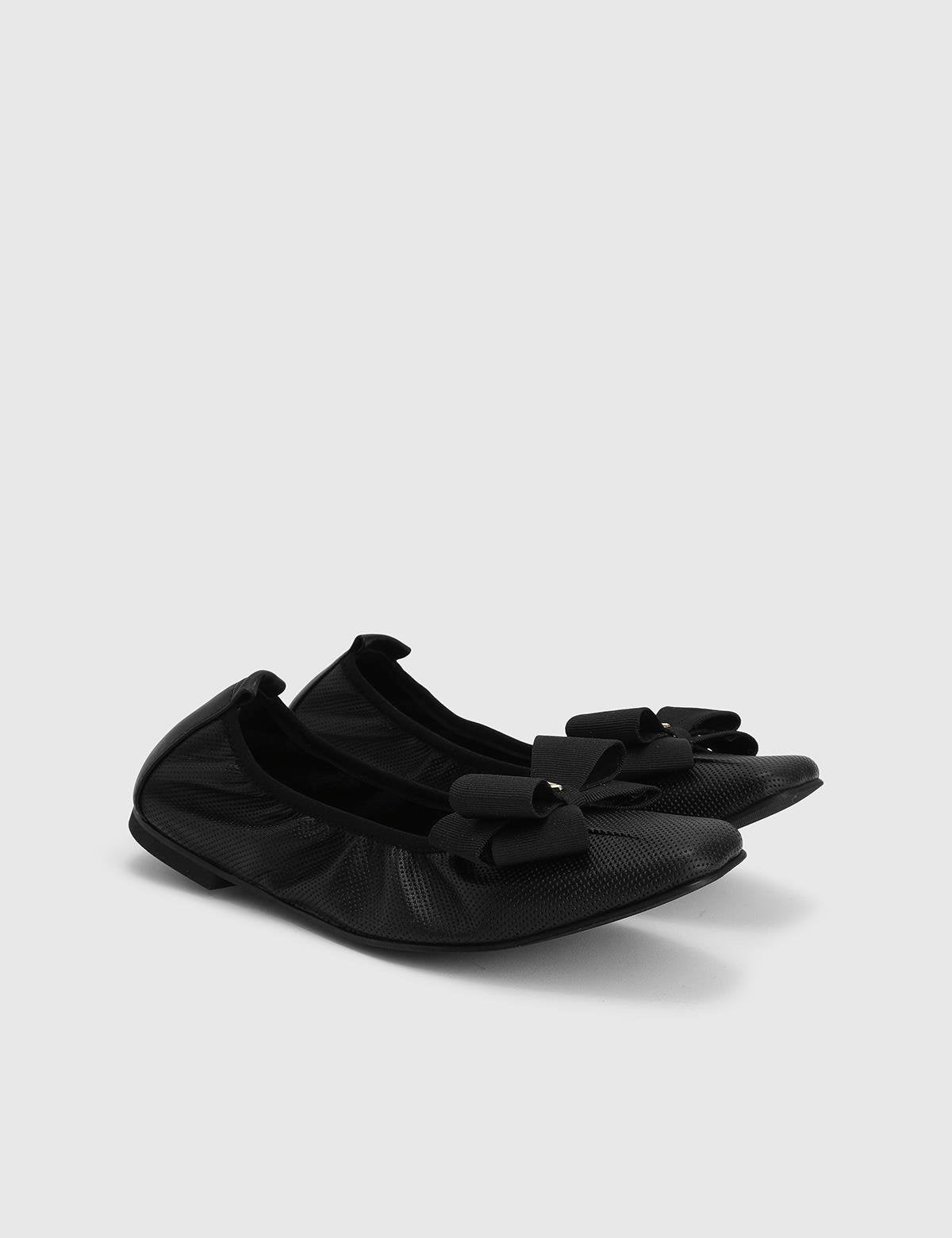 Giota Black Leather Women's Ballerina