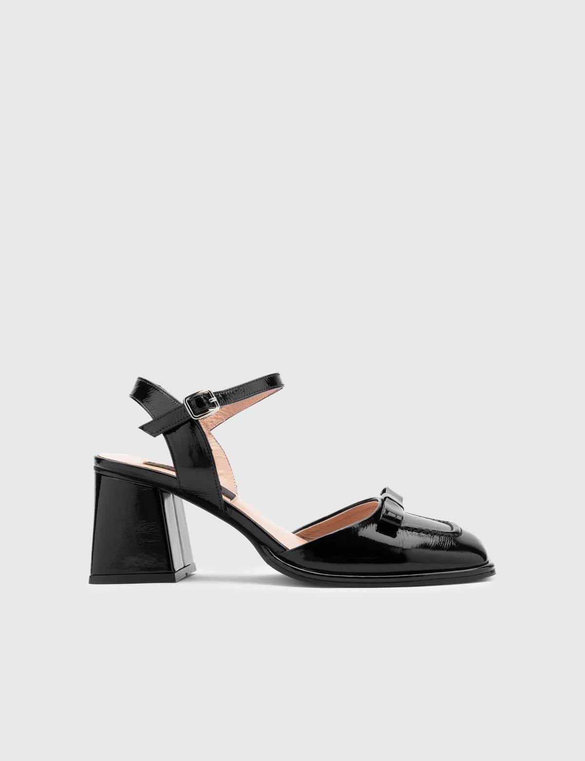 Kler – Sandale mit Absatz aus schwarzem Lackleder für Damen 