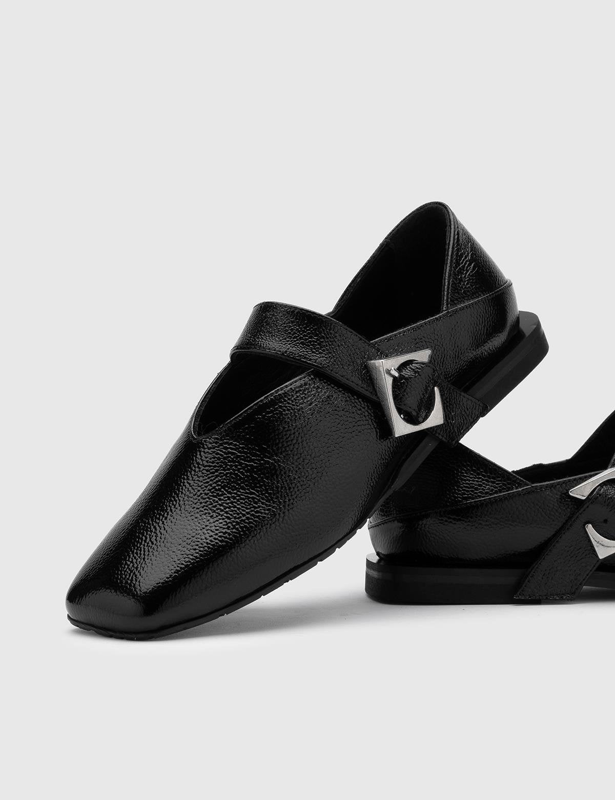 Vekda Damen-Loafer aus schwarzem Lackleder