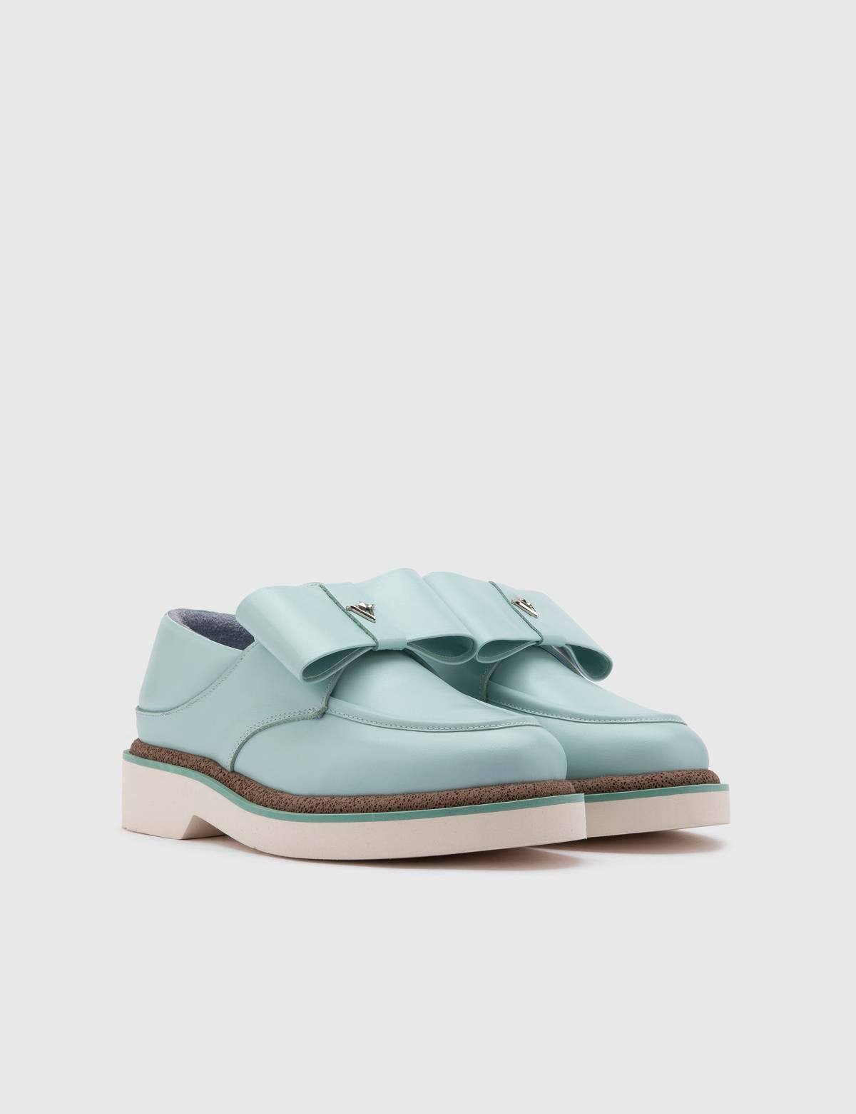 Adia Hellblauer Leder-Loafer für Damen 