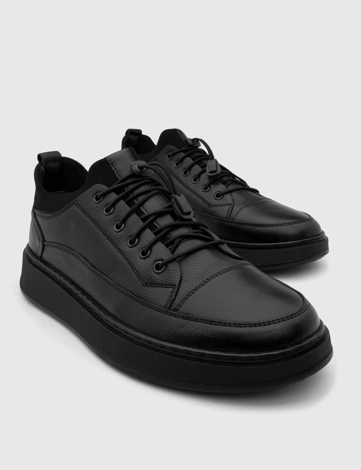 Isatis Black Floater Leather Men's Sneaker