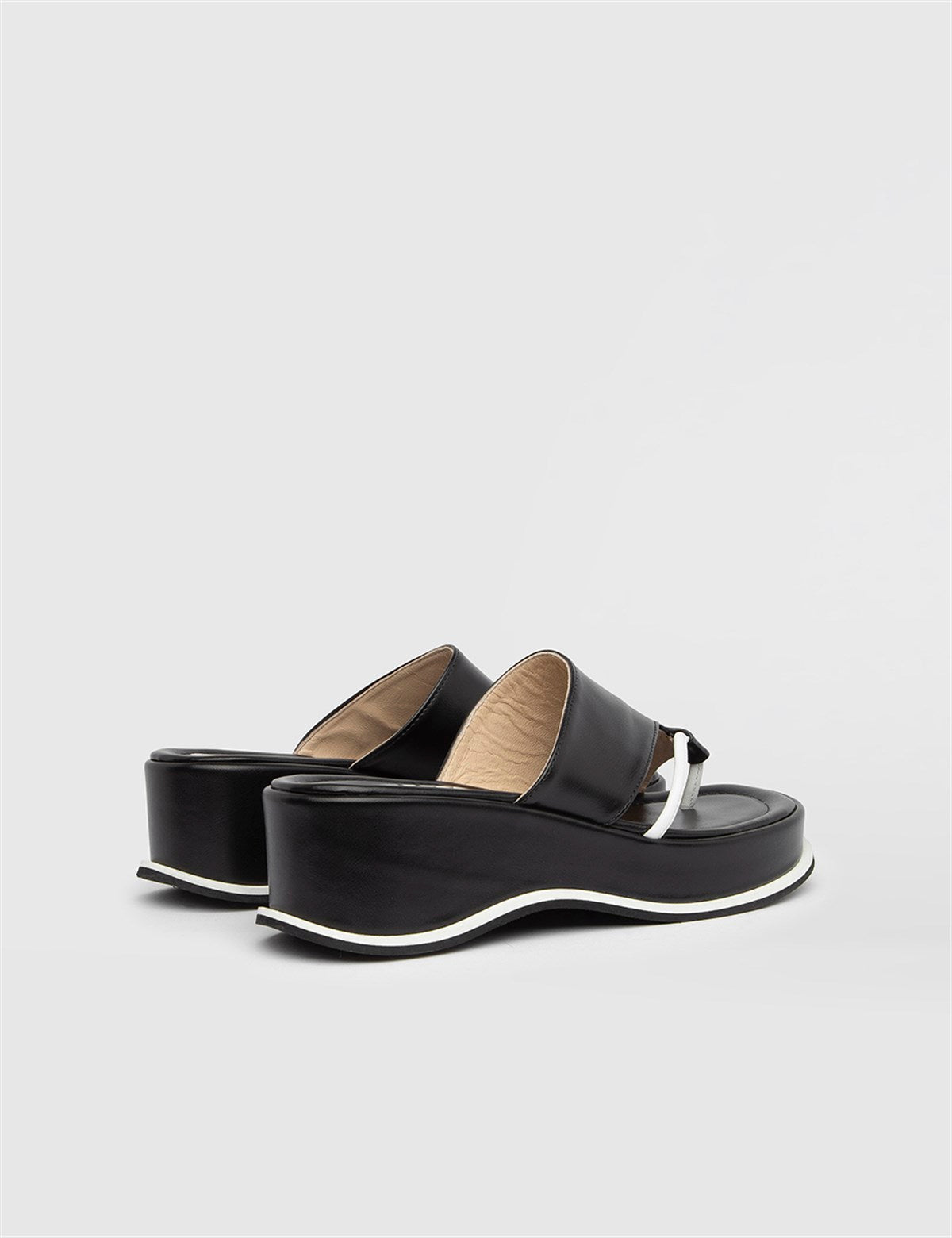 Masal Black Leather Women's Slide