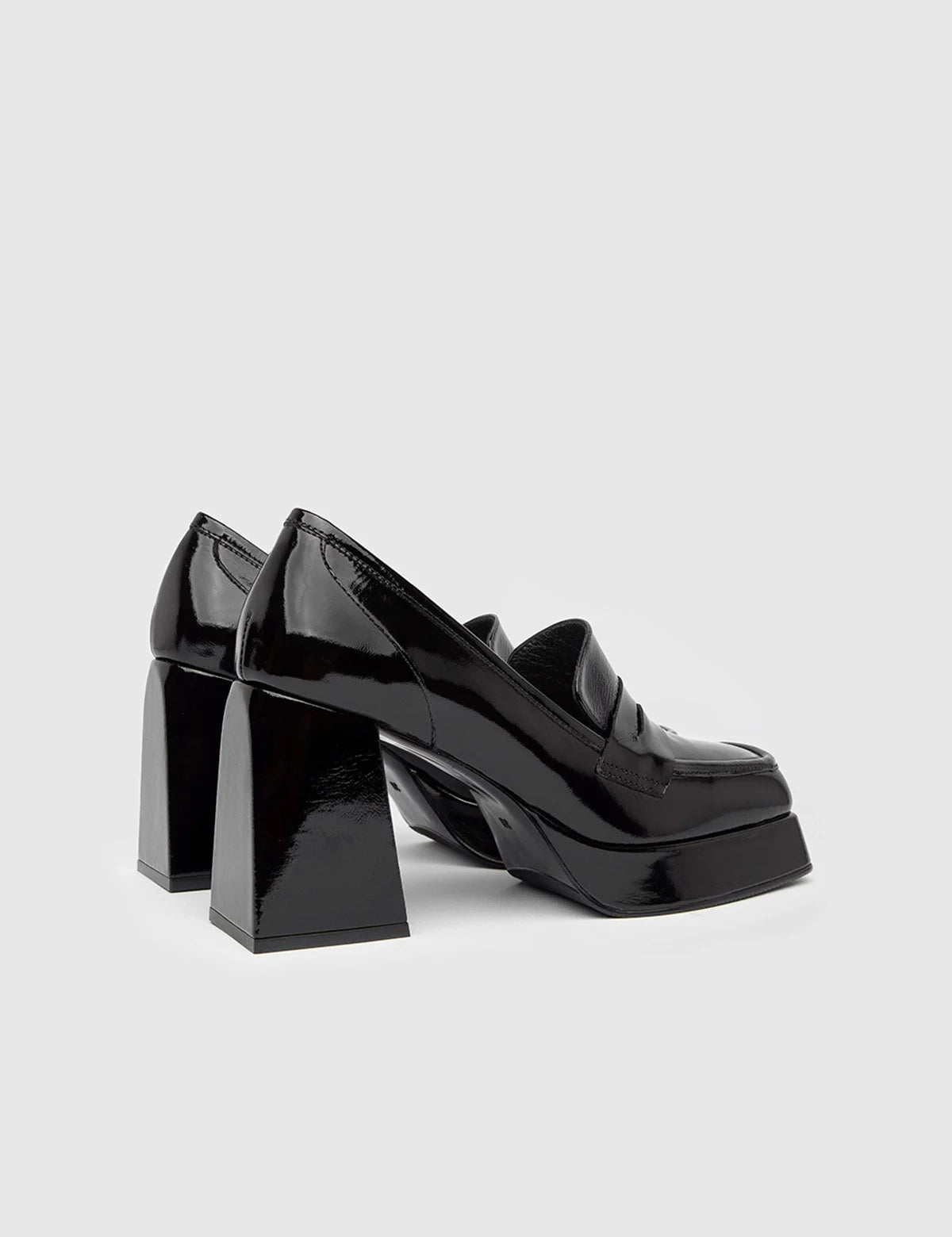 Senat Black Patent Leather Women's Pump