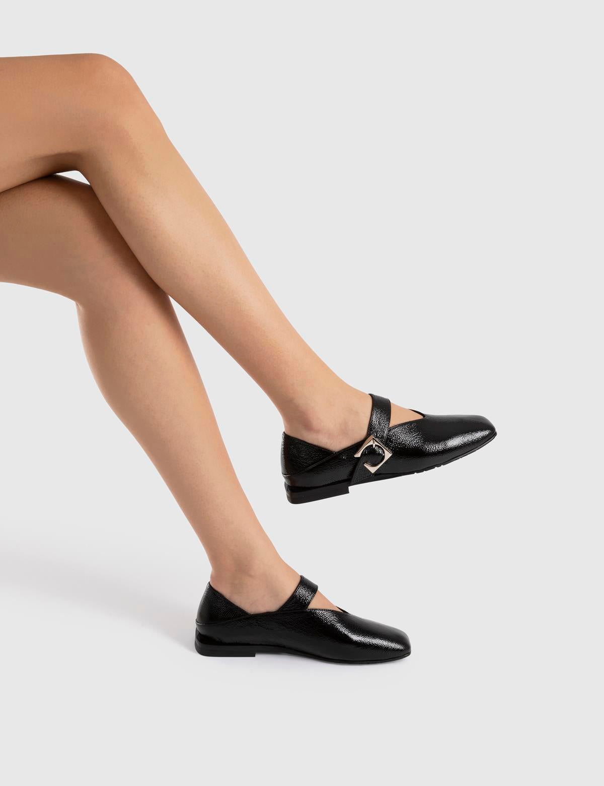 Vekda Damen-Loafer aus schwarzem Lackleder